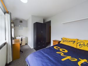 Photo 14- click for photo gallery